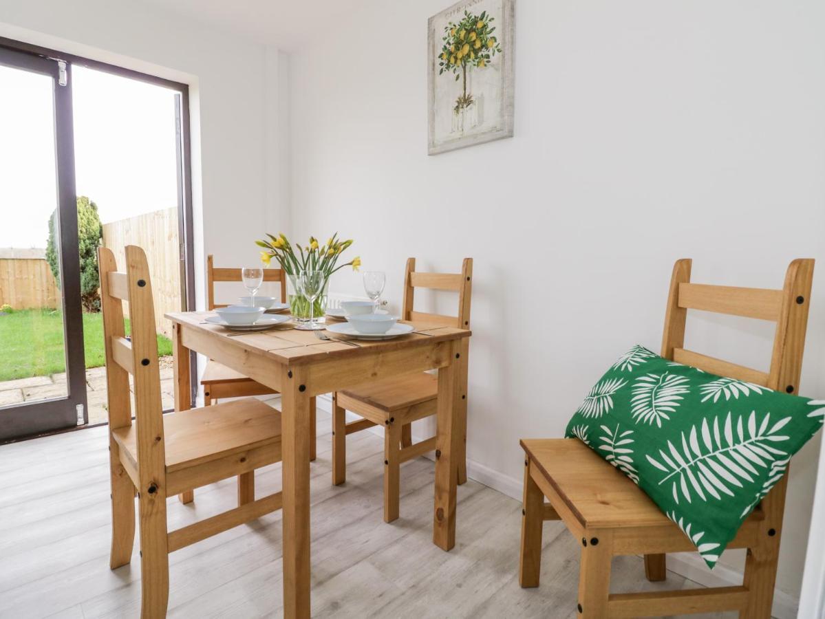 Kite Cottage Бракли Екстериор снимка